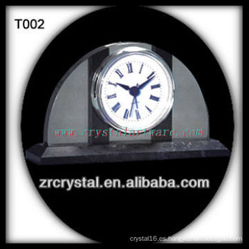 Maravilloso K9 Crystal Clock T002